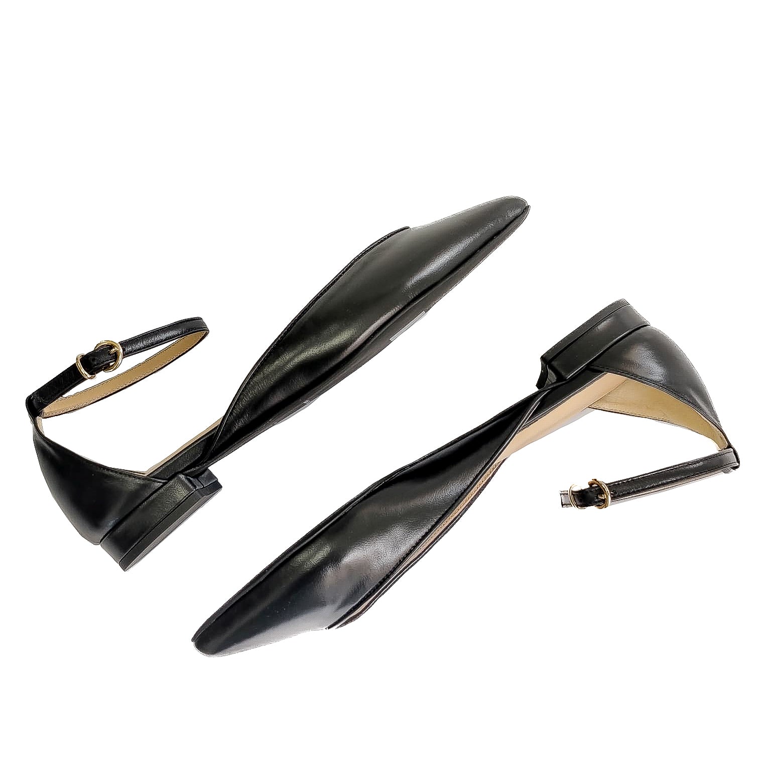 MARA-punta-tallone-ballerina-vista-laterale-paio-nappa-nera