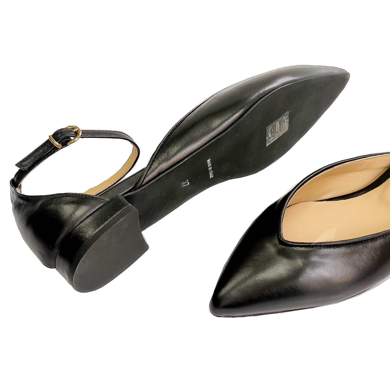 MARA-punta-tallone-ballerina-vista-laterale-e punta-paio-vicina-nappa-nera