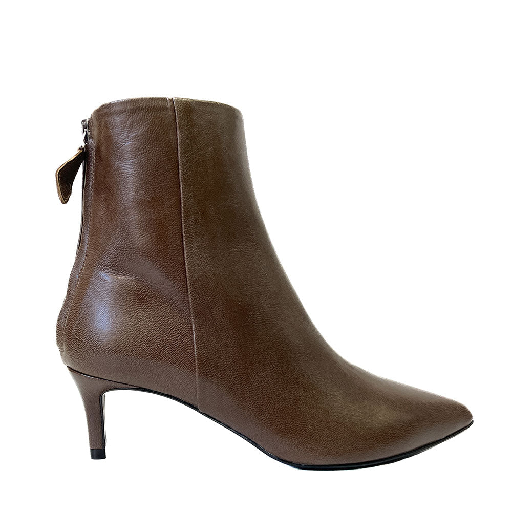 HERMINIA-stivaletto-tronchetto-vista-laterale-vitello-taupe