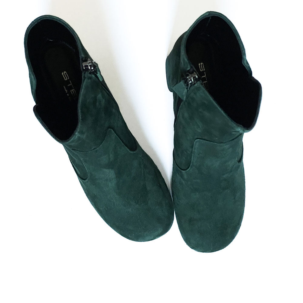 LISBONA-stivaletto-tronchetto-vista-punta-sopra-camoscio-verde-bottiglia