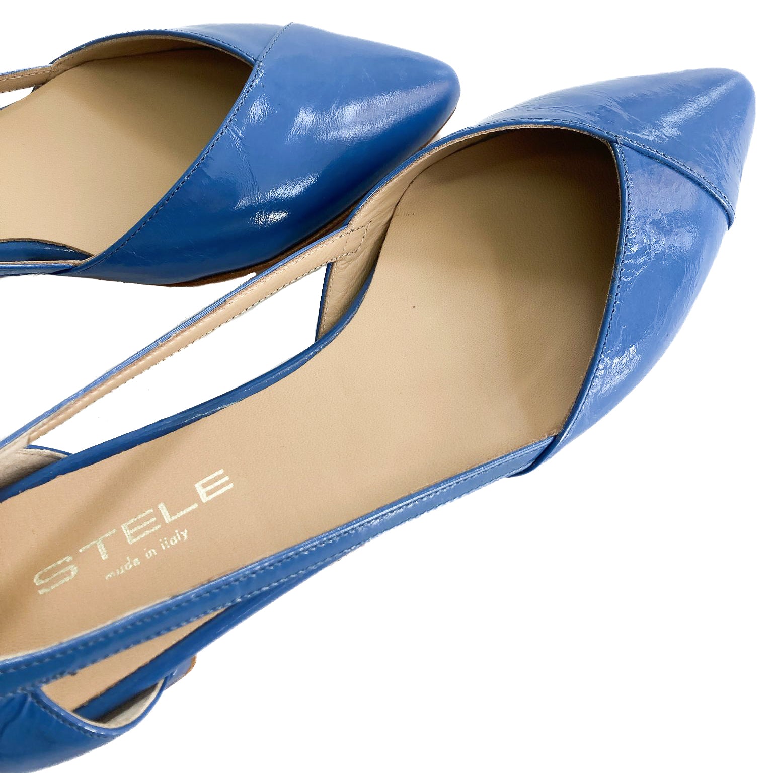 ALICANTE-ballerina-vista-punta-vicina-sinistra-vernice-acciaccata-blu-jeans