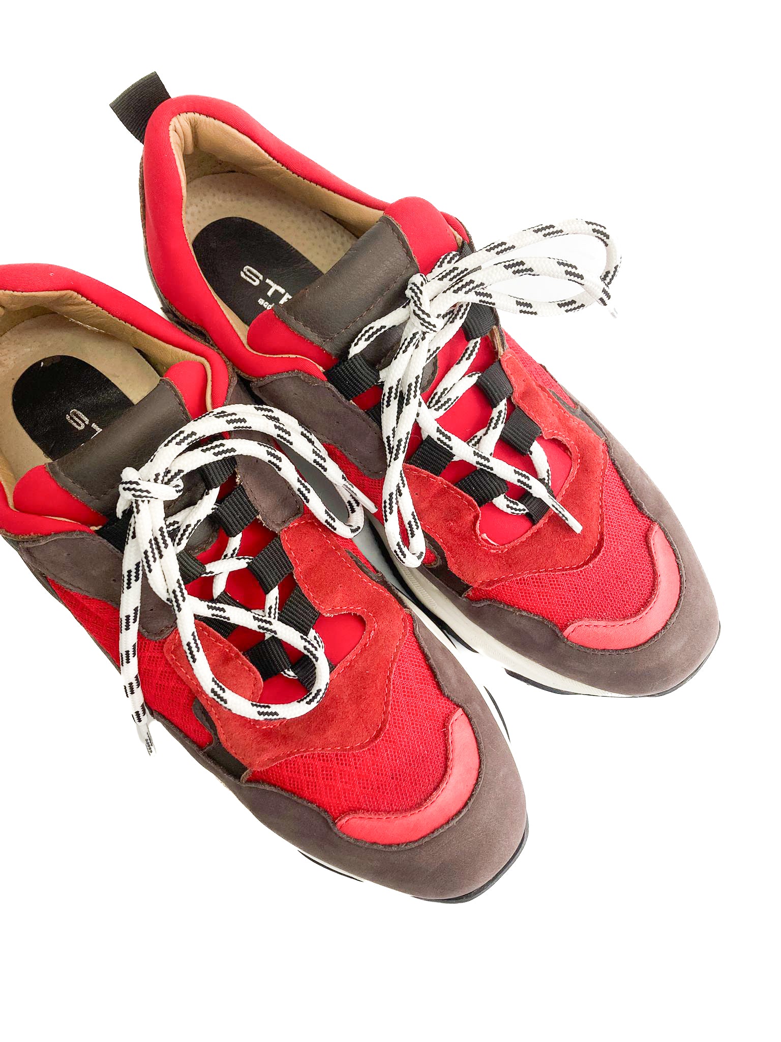 MONTECOSARO-sneakers-vista-sopra-vicine-camoscio-e-vitello-cioccolato-tessuto-rosso