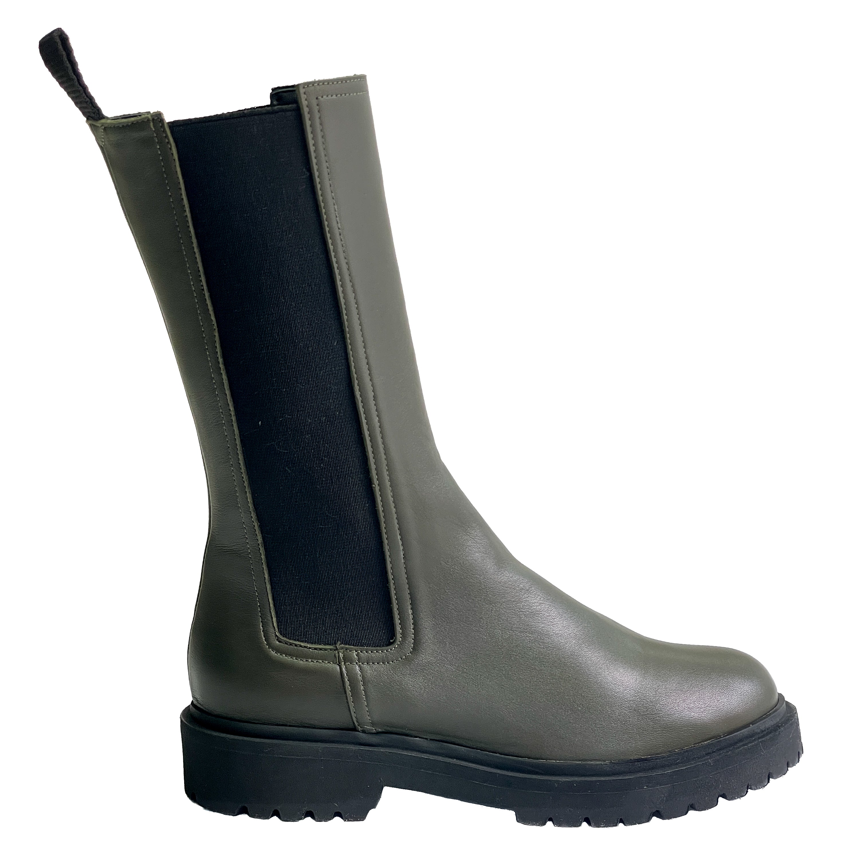 FIASTRA-beatles-vista-laterale-vitello-militare-scarpa-in-pelle-nera-suola-carrarmato-elastici-laterali