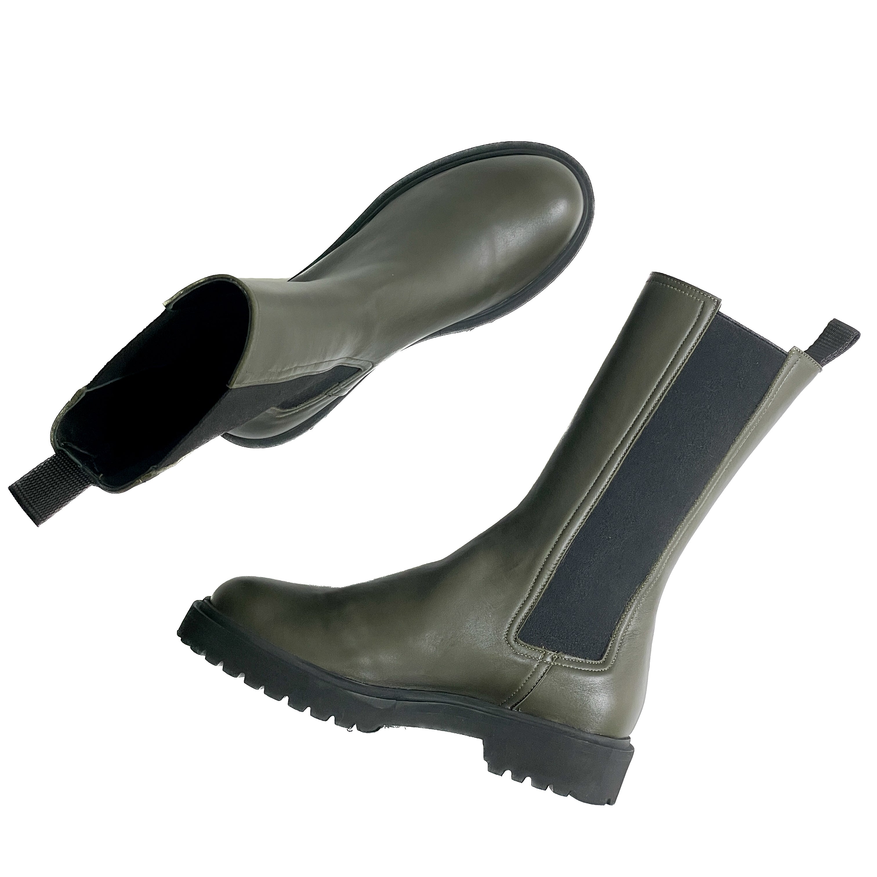 FIASTRA-beatles-vista-laterale-punta-sopra-vitello-militare-scarpa-in-pelle-nera-suola-carrarmato-elastici-laterali