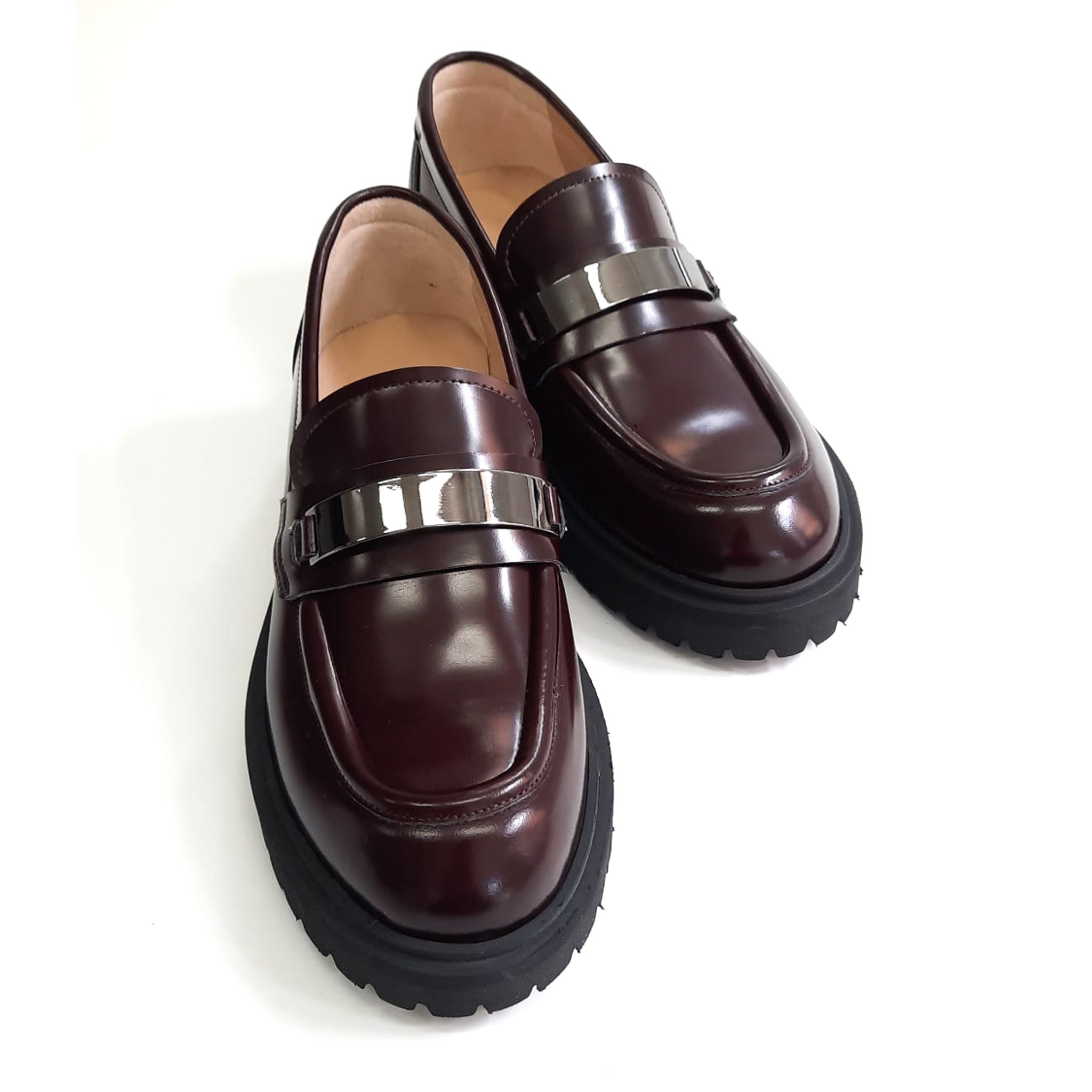 GROTTAMMARE-mocassino-vista-punta-sopra-talloni-uniti-vitello-abrasivato-bordeaux