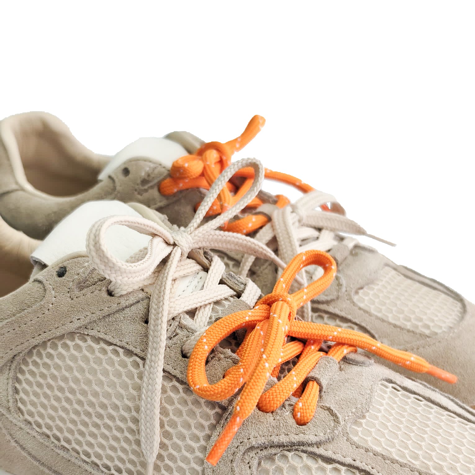 VEGA-sneakers-vista-dettaglio-doppi-lacci-camoscio-rete-taupe-lacci-arancione