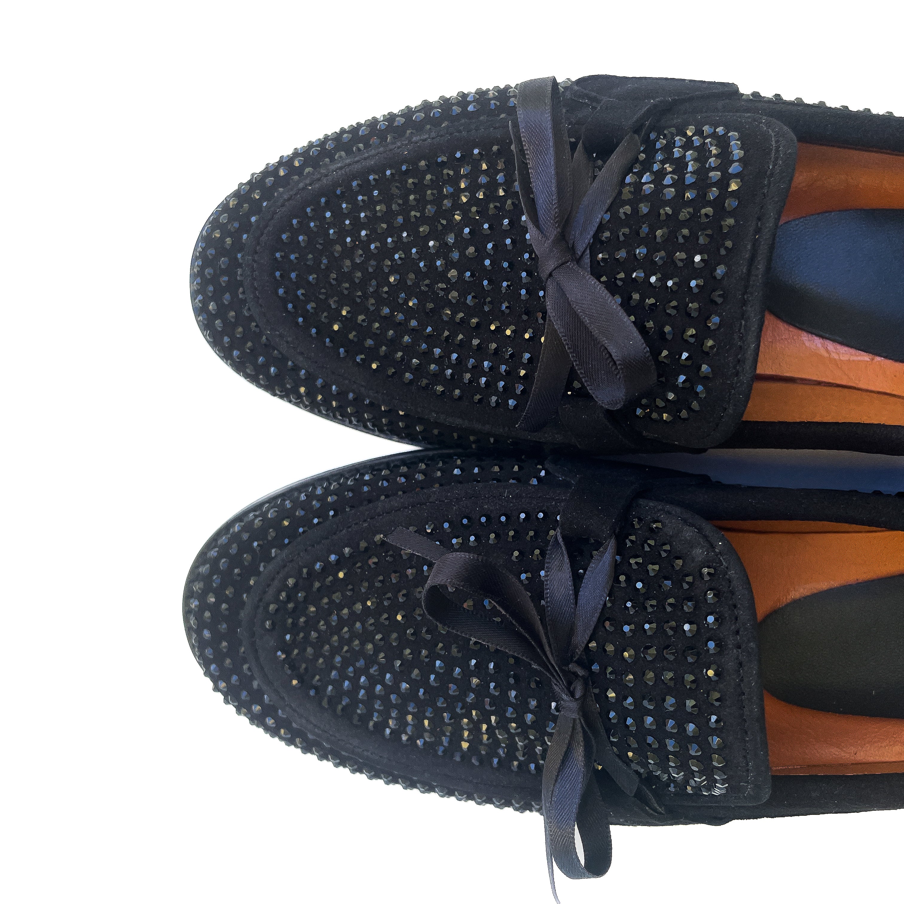 concordia-camoscio-Nero-Strass-neri-pelle-vista-punta