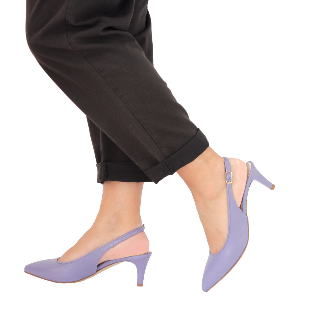 AMELIE-slingback-chanel-vista-indossato-laterale-tallone-nappa-lilla-tacco-5