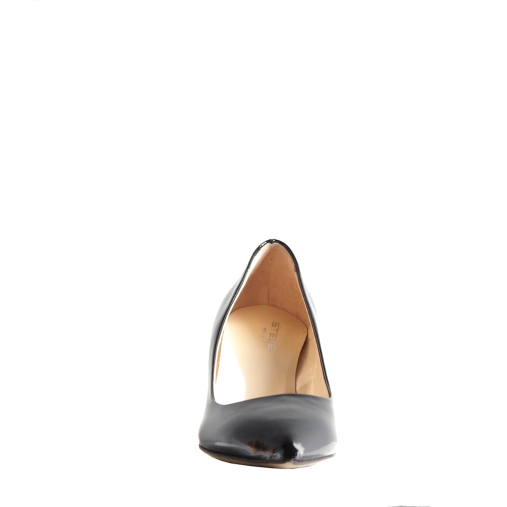 Anna decolte vernice made in Italy vista frontale elegante
