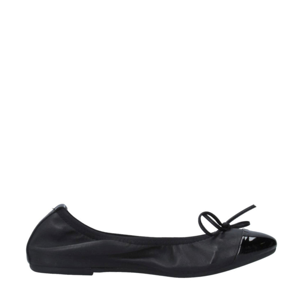 ANTONIETTE-ballerina-vista-laterale-nappa-vernice-nera