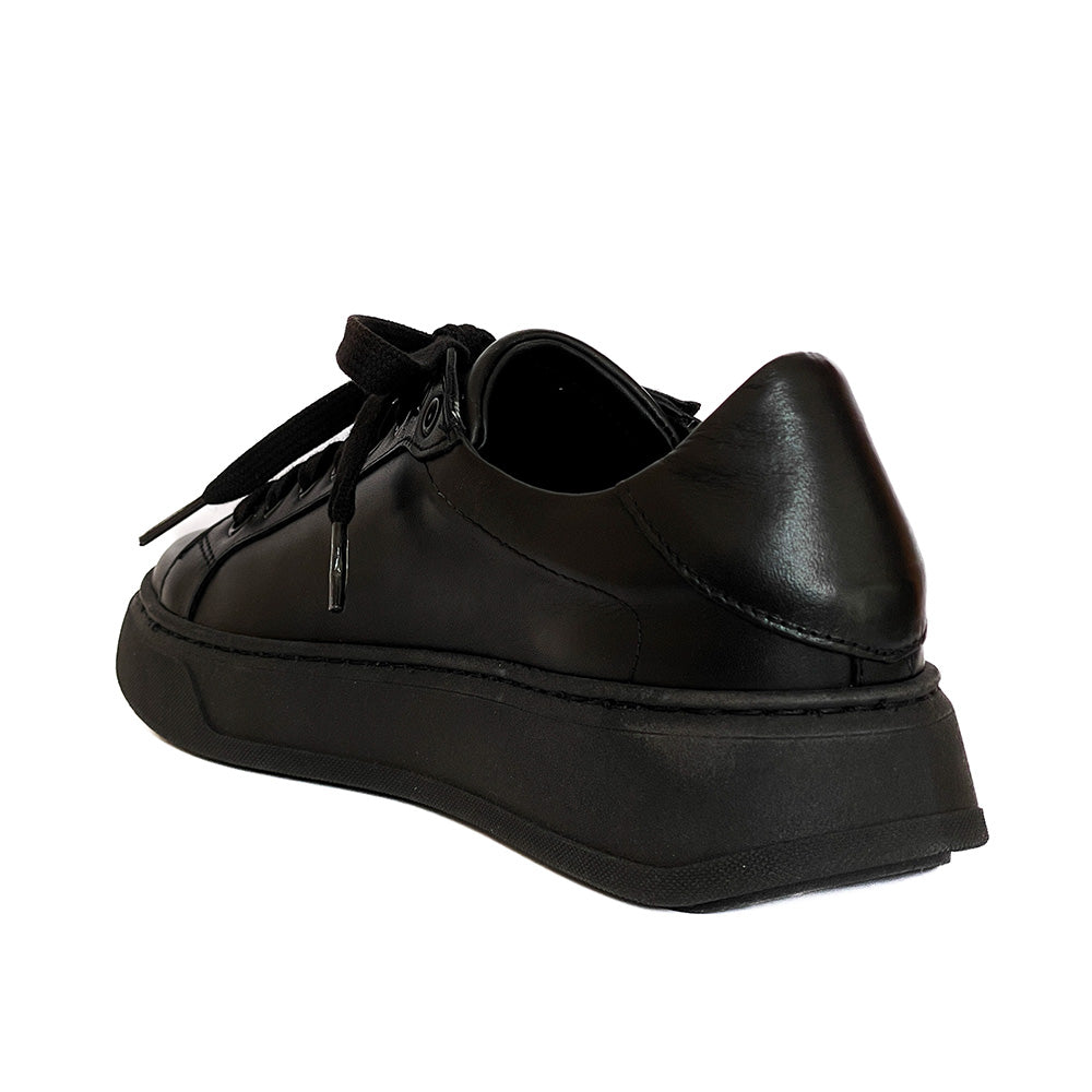 BRUXELLES-sneakers-vista-tallone-dietro-vitello-nero