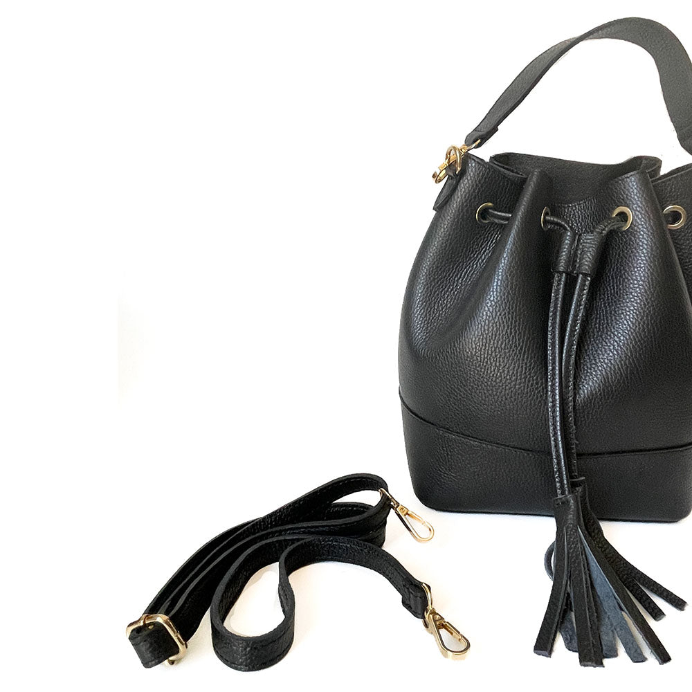 CAMELIA-BAG-borsa-secchiello-vista-tracolla-vitello-nero