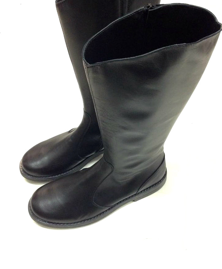 INOCENCIA-stivale-vista-punta-sopra-paio-vitello-nero