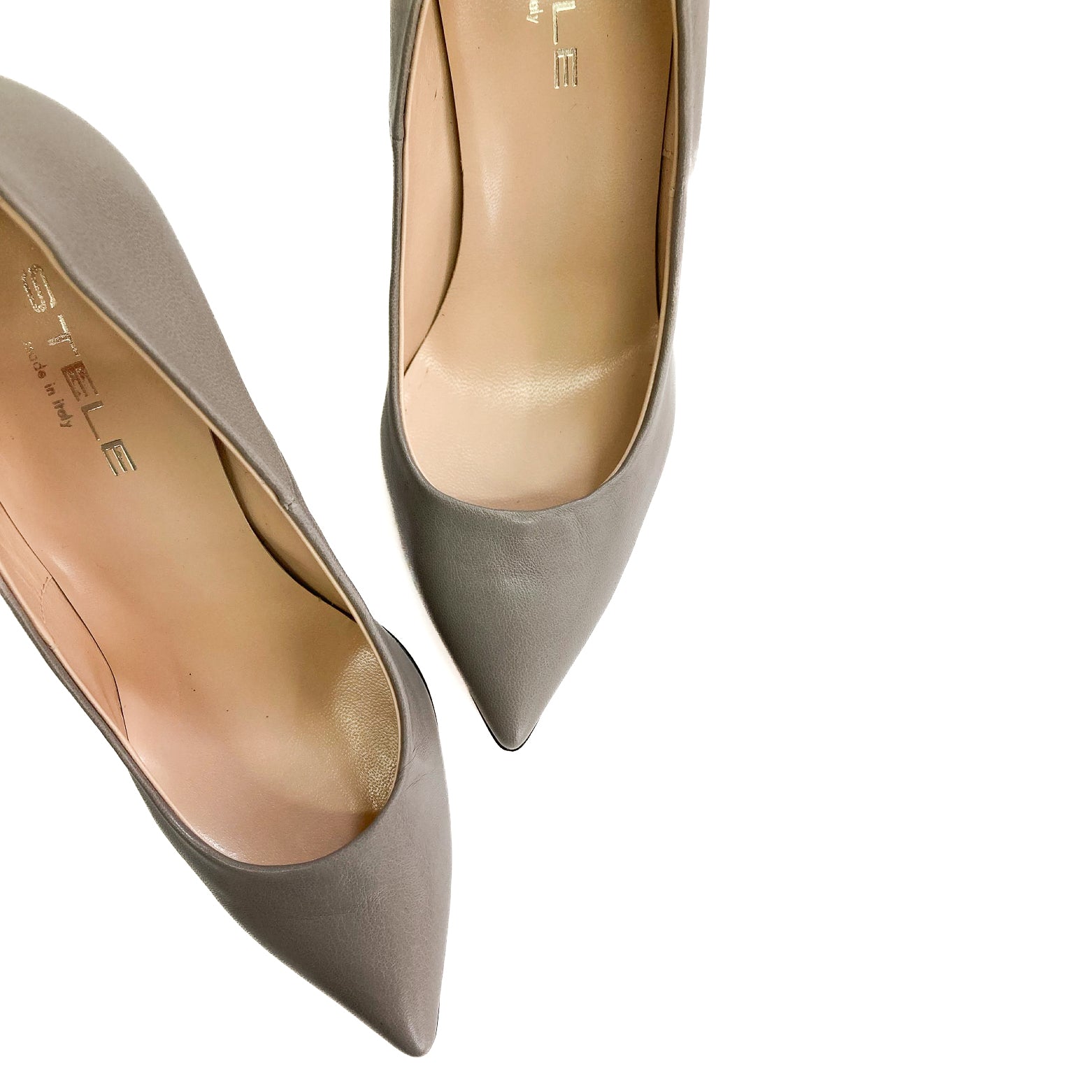 LETY-decollete-vista-punta-sopra-paio-nappa-nebbia-tacco-9