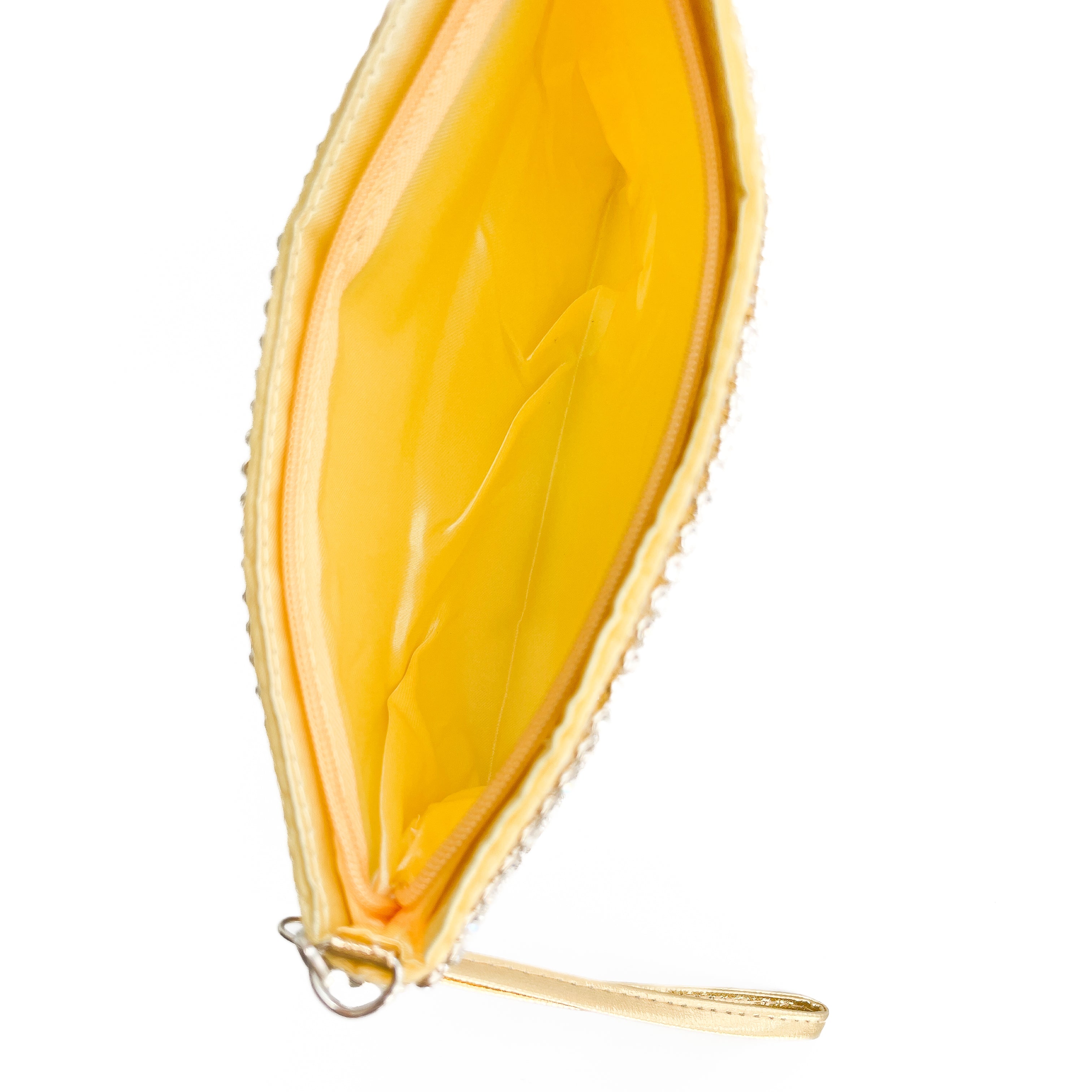 LINDA-BAG-pochette-vista-aperta-sopra-tessuto-strass-oro