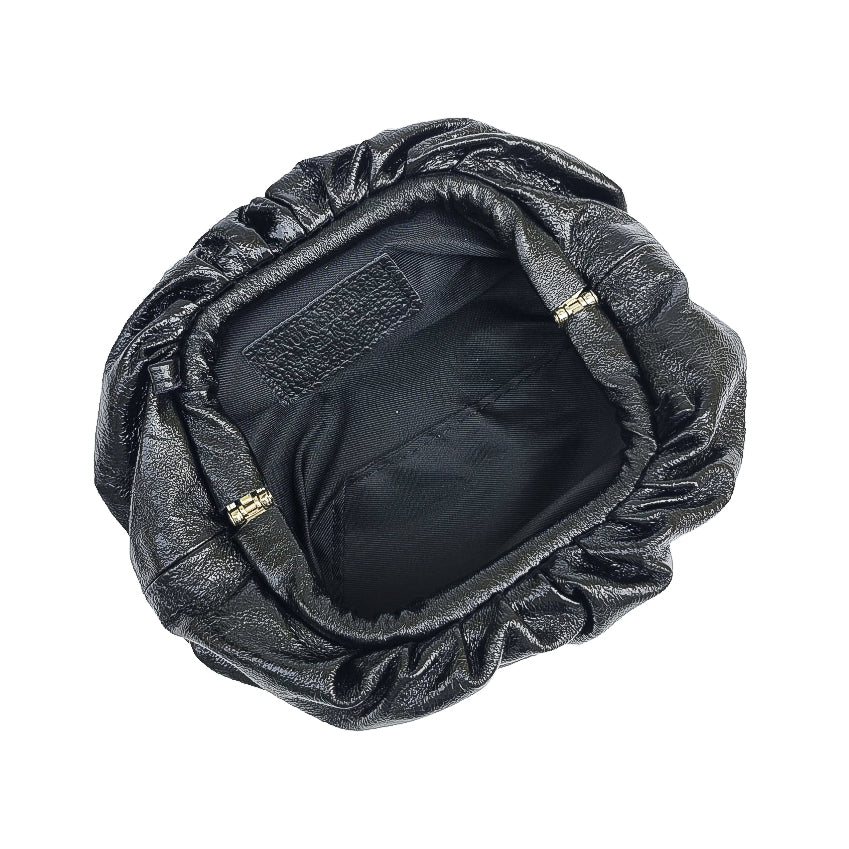 NUVOLETTA-BAG-borse-pochette-vistasopra-aperta-laminato-nero