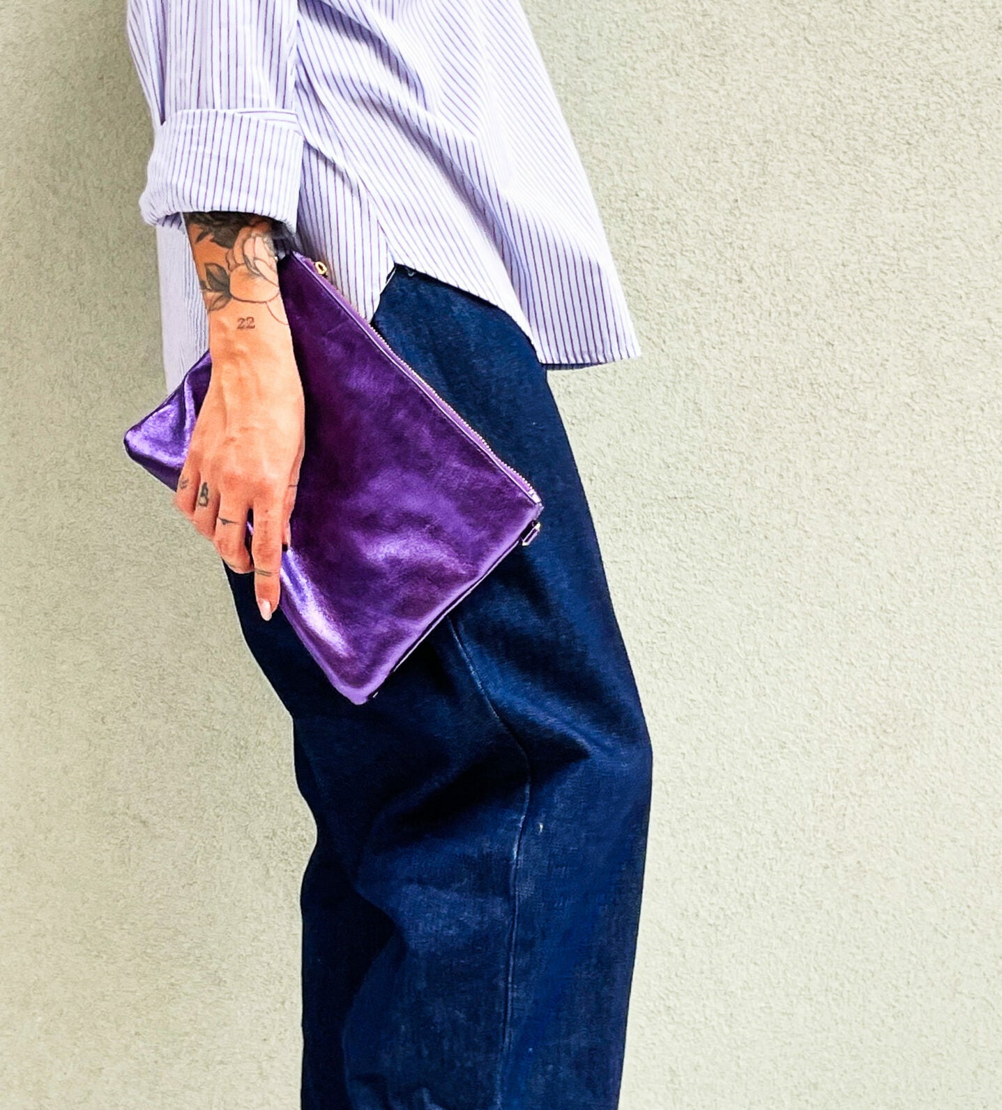 OLIVIA-BAG-borse-pochette-vista-indossato-laminato-verdone
