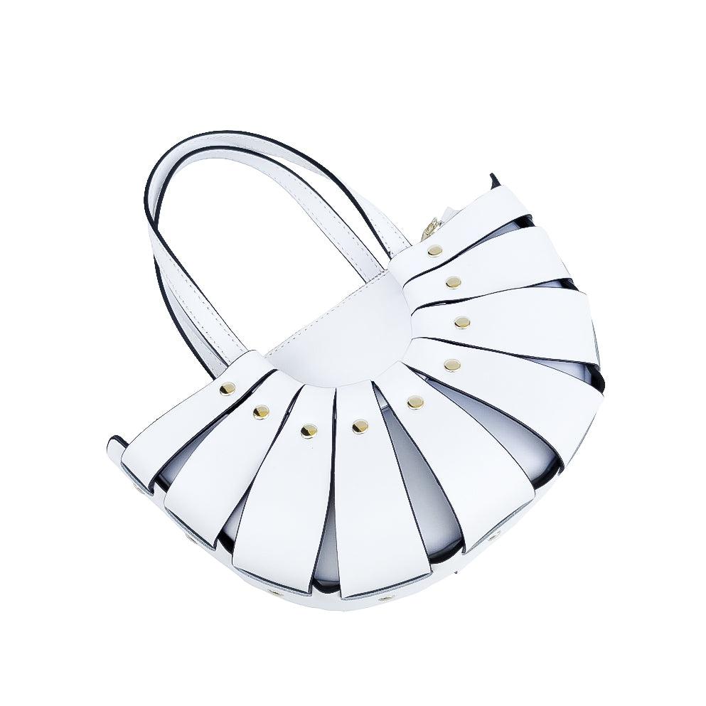 RAGGIO-BAG-borse-accessori-vista-sopra-a-terra--vitello-bianco